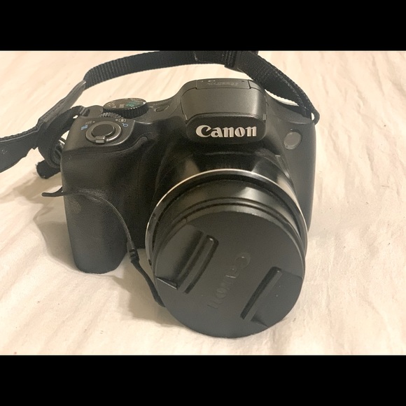 Canon camera - Picture 2 of 2